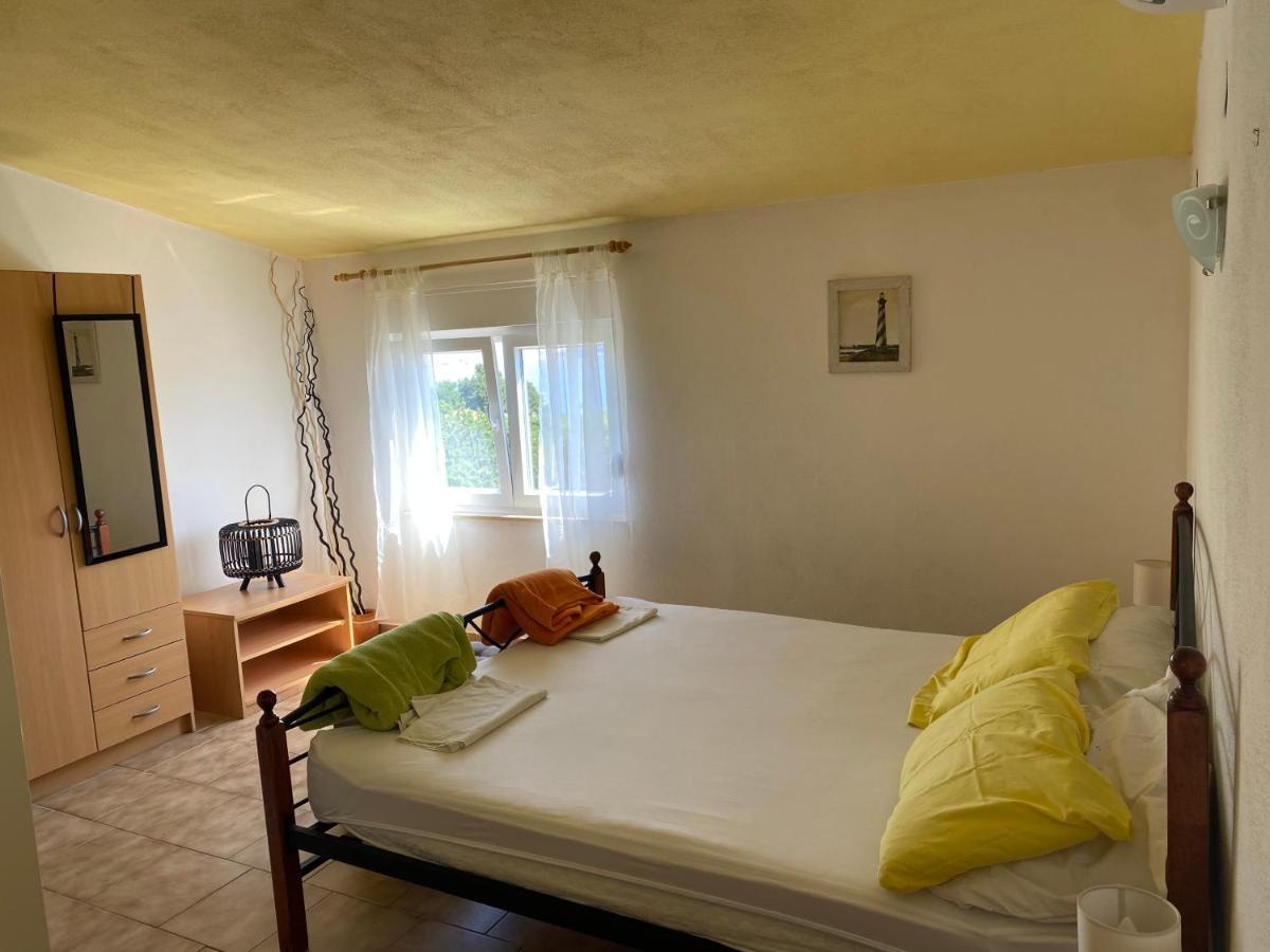 Apartmani Fijan Паг Екстер'єр фото